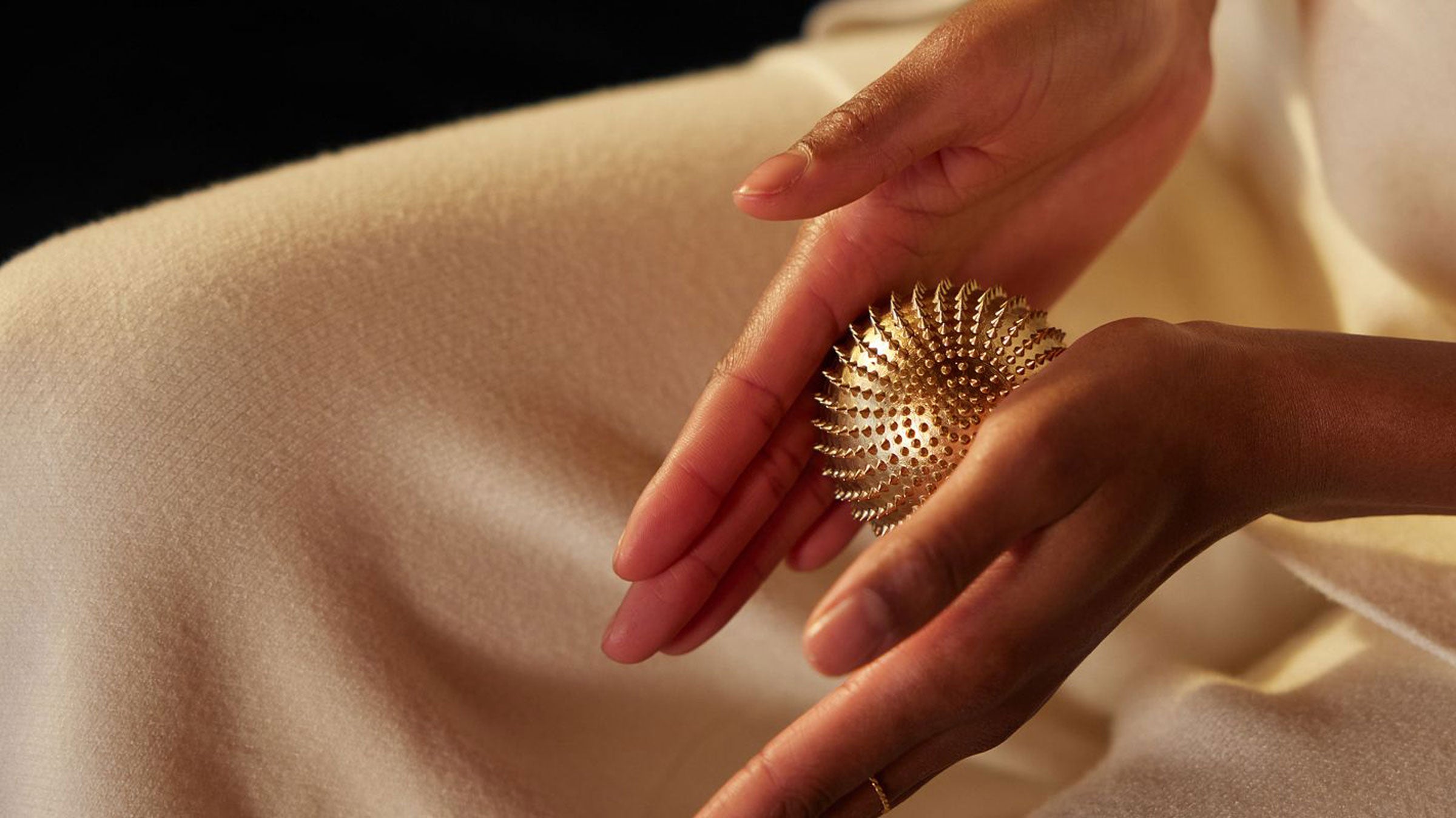 MASSAGE BOTH HANDS AT ONCE